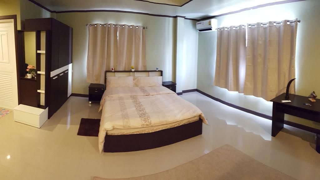 Burnout Guesthouse Pattaya Luaran gambar