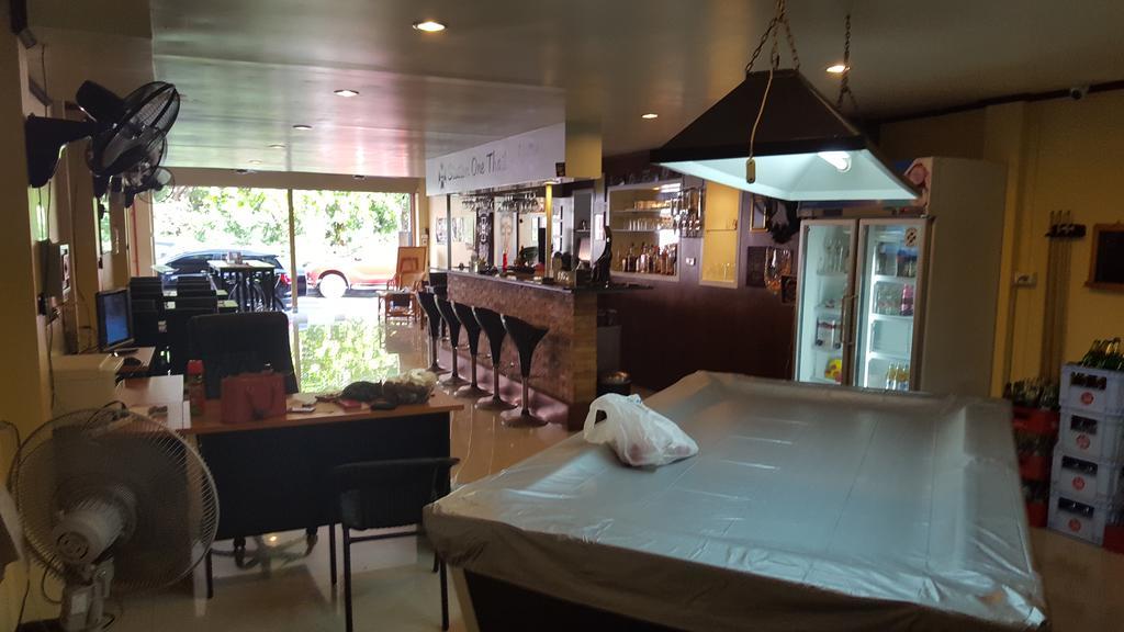 Burnout Guesthouse Pattaya Luaran gambar