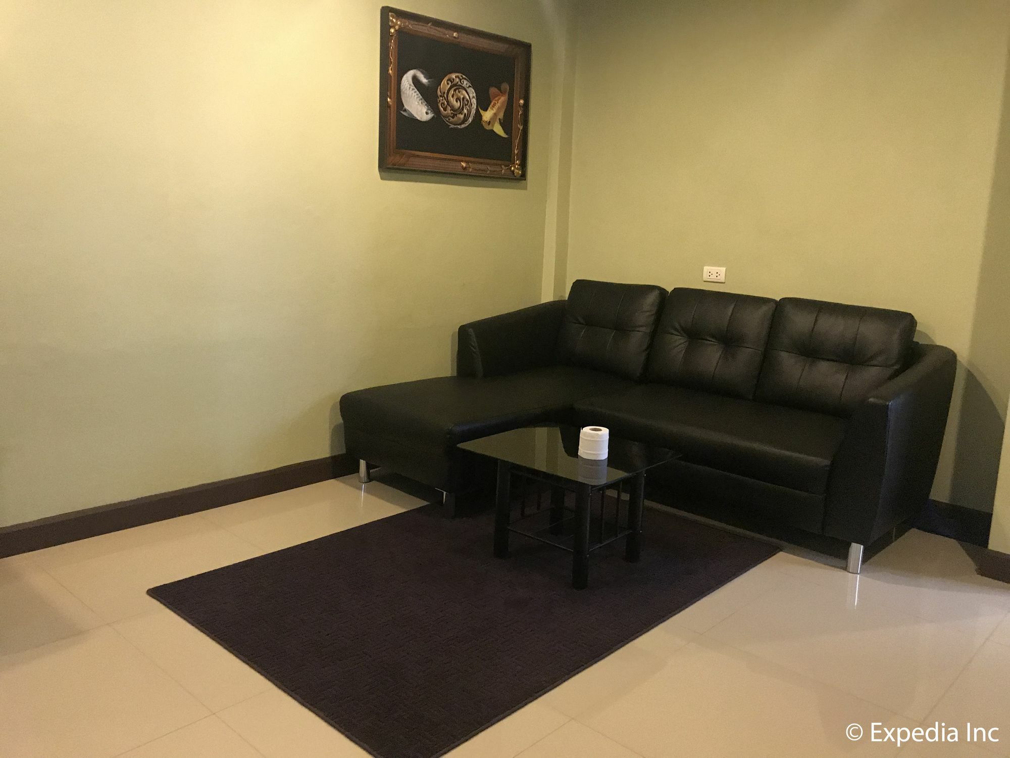 Burnout Guesthouse Pattaya Luaran gambar
